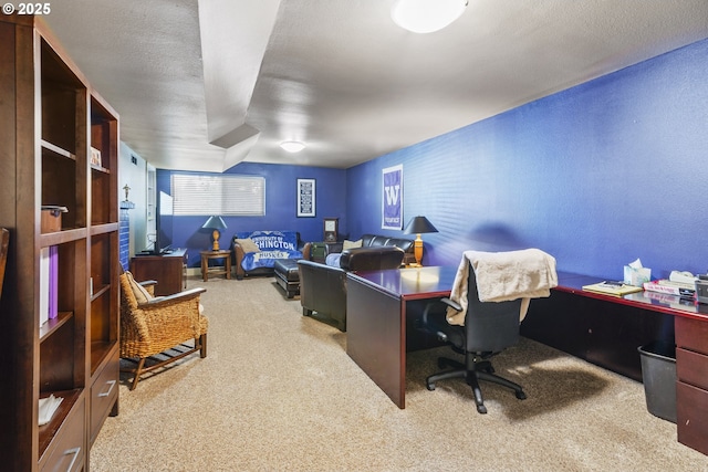 703 NW 94th St, Vancouver, WA 98665 - carpeted office space with a textured wall