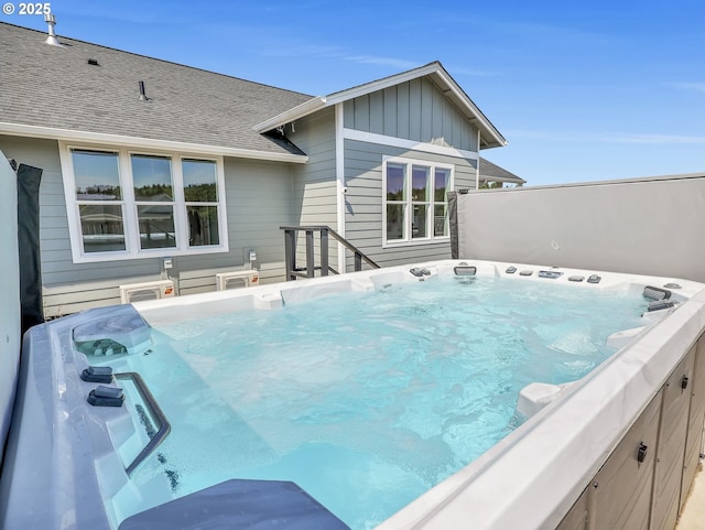 1155 SE Bugle Ave, Warrenton, OR 97146 - view of swimming pool featuring a hot tub