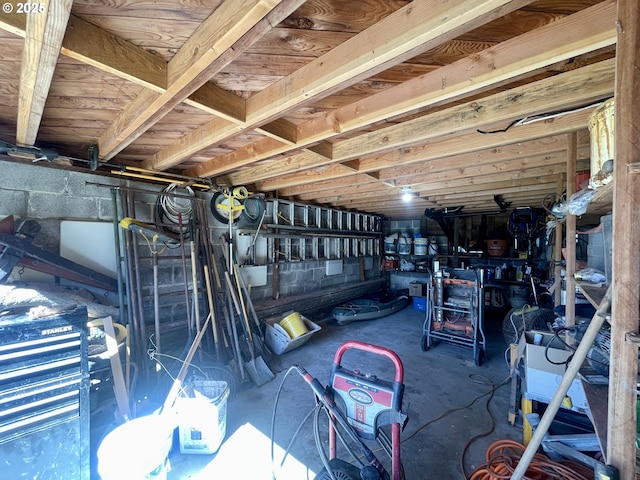 54825 Robinson Rd, Coquille, OR 97423 - view of garage