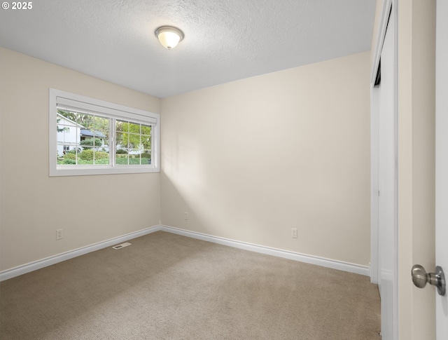 13920 Shireva Dr, Lake Oswego, OR 97034 - unfurnished room featuring carpet floors and a textured ceiling