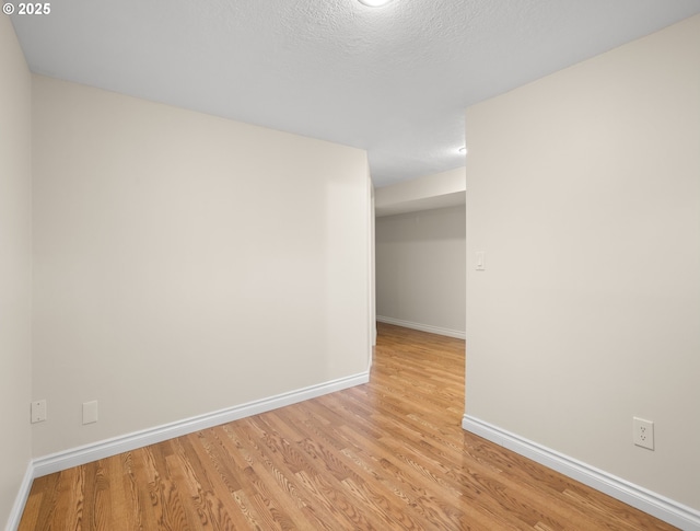 13920 Shireva Dr, Lake Oswego, OR 97034 - empty room with light wood-style flooring and baseboards