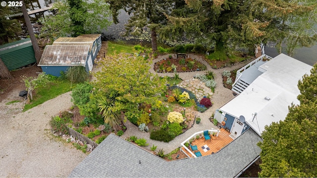 aerial view of property and surrounding area