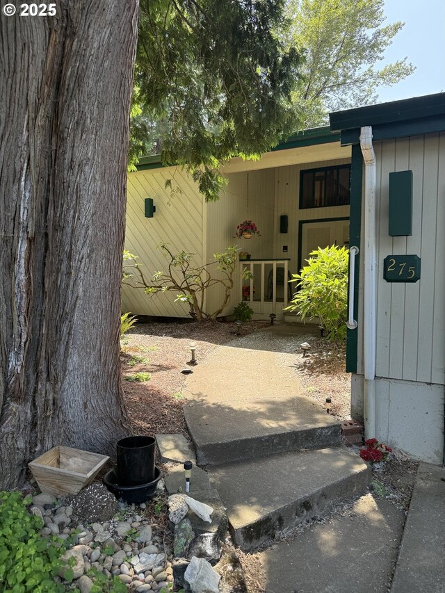 275 NE Scott Dr, Gresham, OR 97030 - view of yard