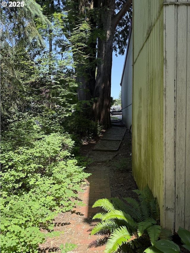 275 NE Scott Dr, Gresham, OR 97030 - view of side of home