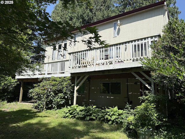 275 NE Scott Dr, Gresham, OR 97030 - rear view of property featuring a deck