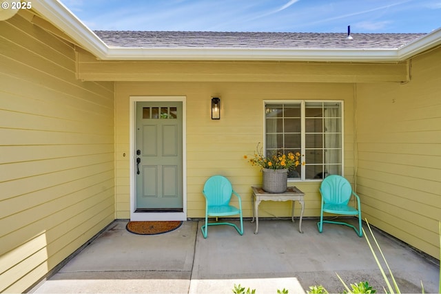 603 Lone Oaks Loop, Silverton, OR 97381 - entrance to property with a shingled roof