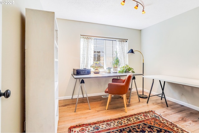 603 Lone Oaks Loop, Silverton, OR 97381 - office featuring wood finished floors and baseboards