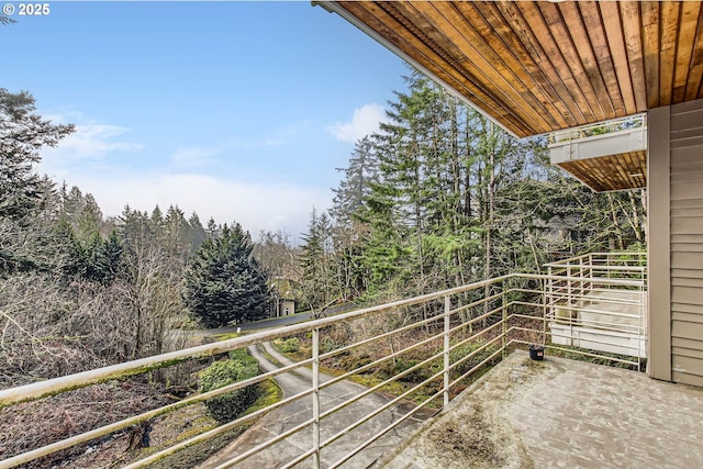 8408 NW Pinnacle Ct, Portland, OR 97229 - view of balcony