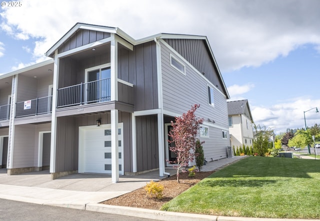 2368 Kingwood St, Forest Grove, OR 97116 - view of property with a garage