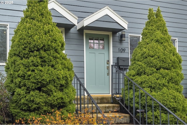 109 NE Shaver Ave, Portland, OR 97212 - view of doorway to property