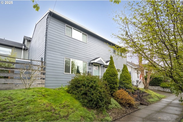 109 NE Shaver Ave, Portland, OR 97212 - view of property exterior