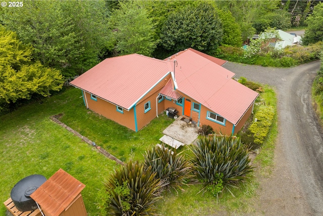 aerial view of property and surrounding area