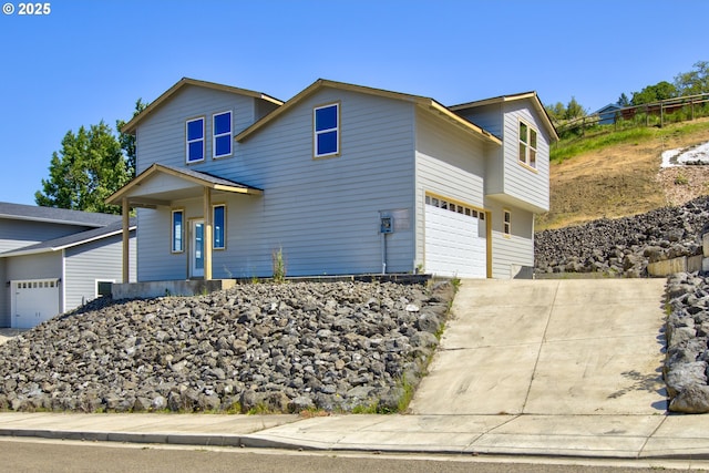 1030 Forest Heights St, Sutherlin, OR 97479 - traditional-style house featuring driveway and an attached garage