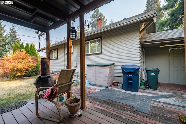 860 Adams St, Eugene, OR 97402 - view of wooden deck