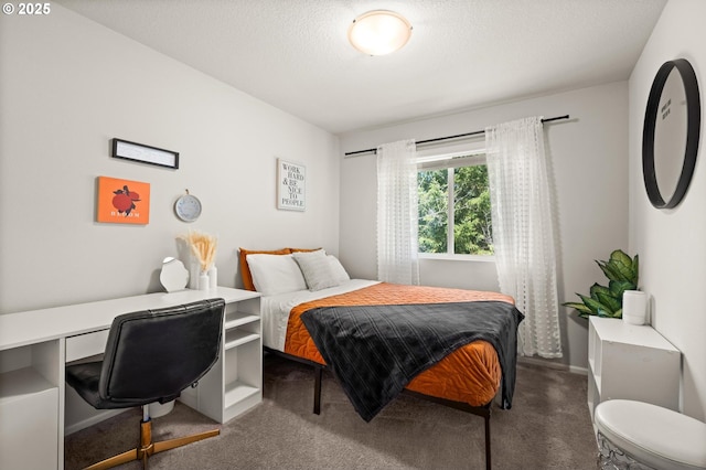 bedroom with carpet