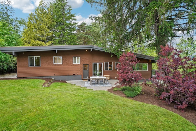 630 SW Viewmont Dr, Portland, OR 97225 - back of house featuring a patio and a yard
