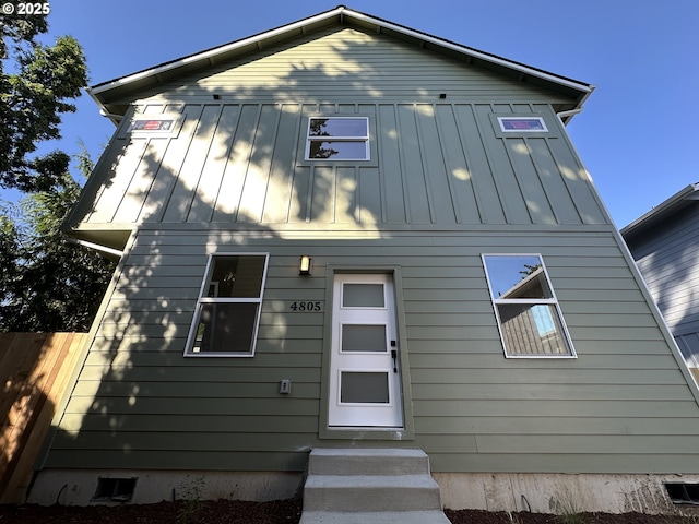 4805 SE Ina Ave, Milwaukie, OR 97267 - view of front of home featuring board and batten siding and entry steps