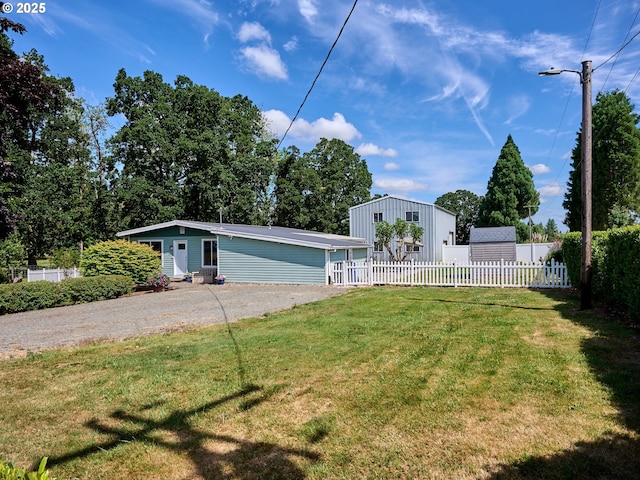 4887 S Elliott Prairie Rd, Woodburn, OR 97071 - view of yard with driveway