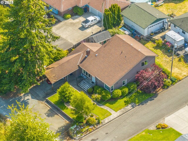 1495 N Hemlock St, Coquille, OR 97423 - aerial view of property and surrounding area