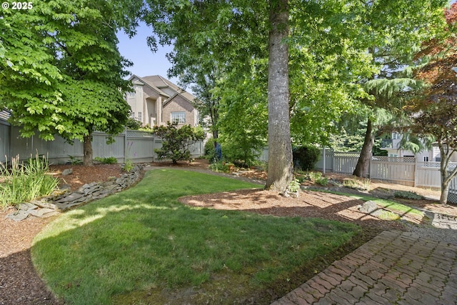 8346 SE 141st Ave, Portland, OR 97236 - view of fenced backyard