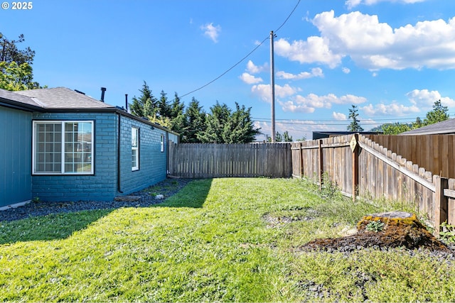 2745 C St, Springfield, OR 97477 - view of yard