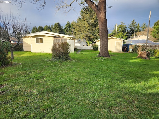 view of yard with a shed