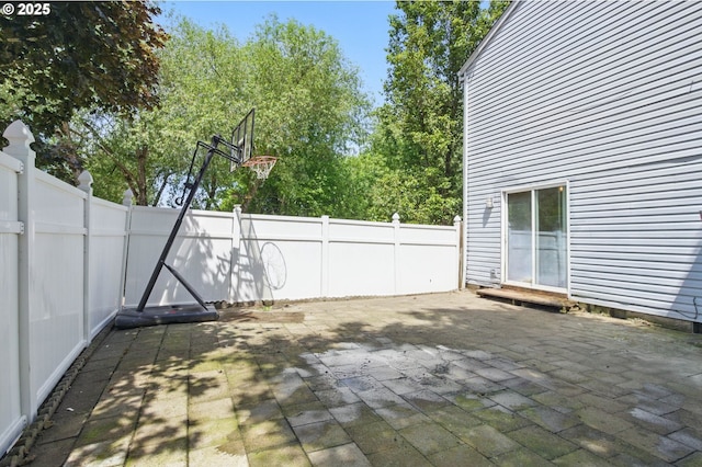 18522 SW Mcclarey Dr, Beaverton, OR 97007 - fenced backyard featuring a patio area