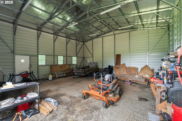 31529 SE Eagle Cliff Ln, Eagle Creek, OR 97022 - garage with metal wall