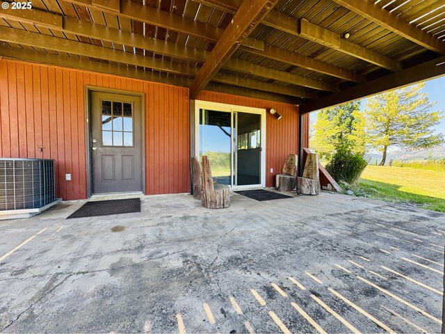 736 Ferguson Ln, Days Creek, OR 97429