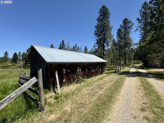 736 Ferguson Ln, Days Creek, OR 97429
