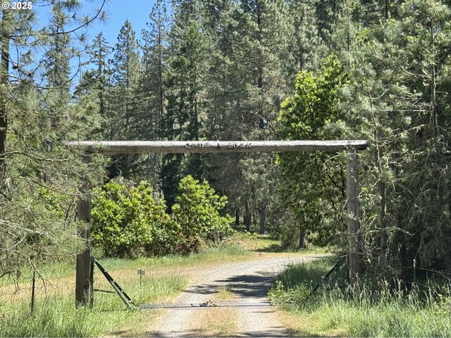 736 Ferguson Ln, Days Creek, OR 97429