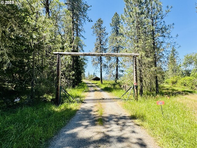 736 Ferguson Ln, Days Creek, OR 97429