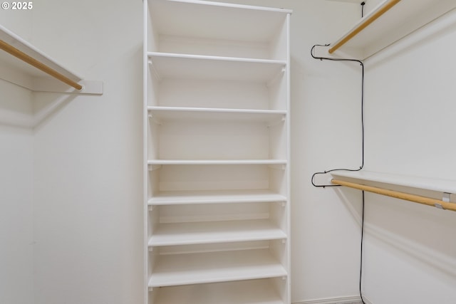 1939 NE Harewood Pl, Hillsboro, OR 97124 - view of walk in closet