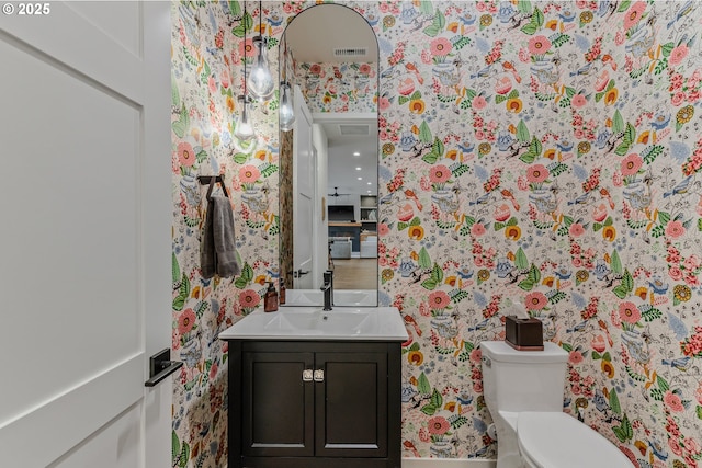 18500 NE 79th St, Vancouver, WA 98682 - bathroom featuring vanity and wallpapered walls