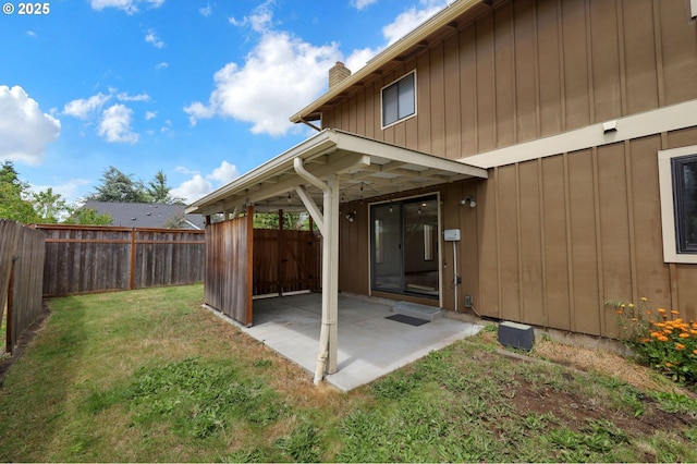915 Marquet Way, Eugene, OR 97401 - view of yard featuring a patio