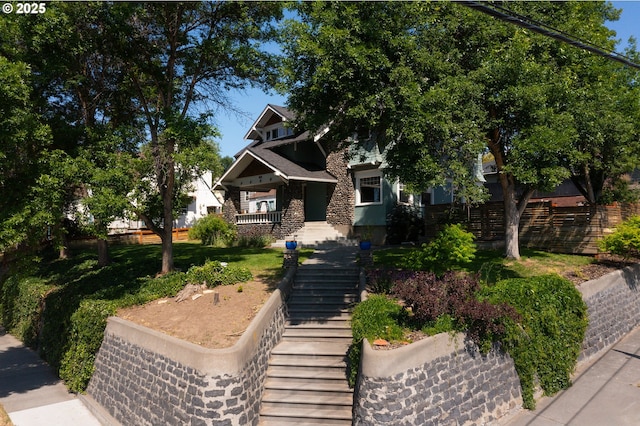 1001 NW Despain Ave, Pendleton, OR 97801 - view of front of property featuring stairs and covered porch