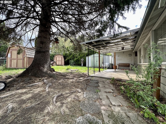 808 F Ave, La Grande, OR 97850 - view of yard featuring a patio and a pergola