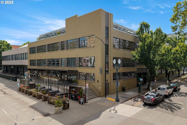 323 NW 13th Ave Unit 404, Portland, OR 97209 - view of property