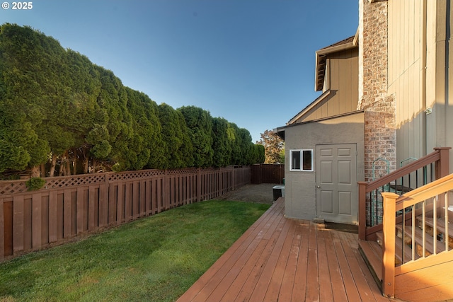 12015 SE Regal Ct, Clackamas, OR 97015 - fenced backyard featuring a deck