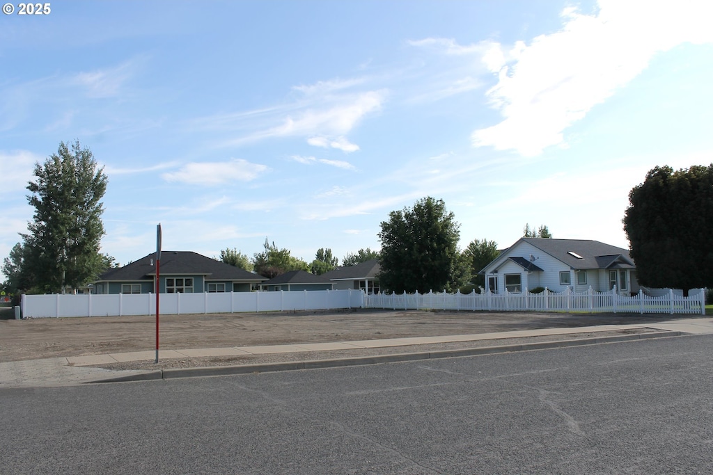 1190 F St, Baker City, OR 97814