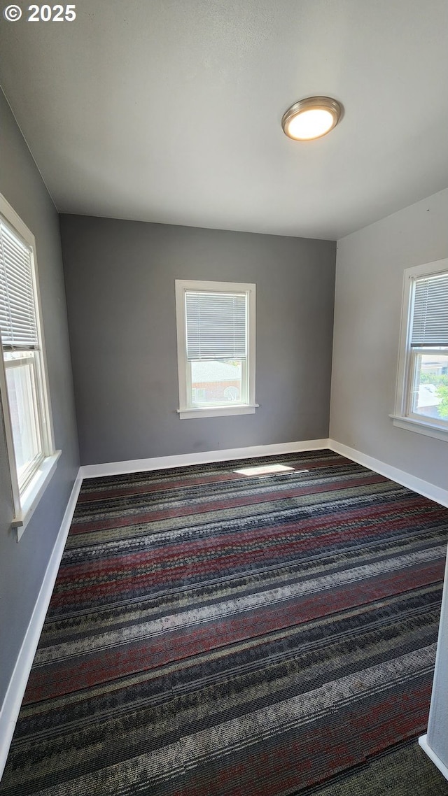 315 N Gale St, Heppner, OR 97836 - empty room with carpet floors and baseboards