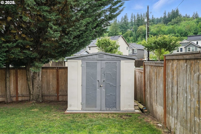 2137 N Q St, Washougal, WA 98671 - view of shed featuring a fenced backyard
