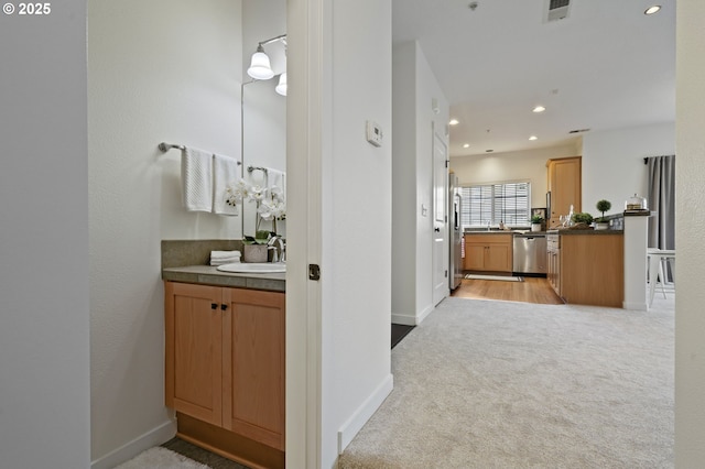 bathroom featuring sink