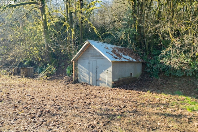 view of outdoor structure