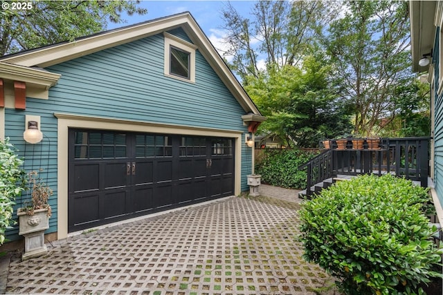 2517 NE 21st Ave, Portland, OR 97212 - view of garage