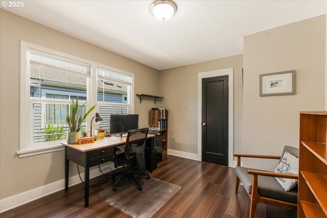 2185 Laurel Ave, Salem, OR 97301 - home office featuring baseboards, healthy amount of natural light, and dark wood-type flooring