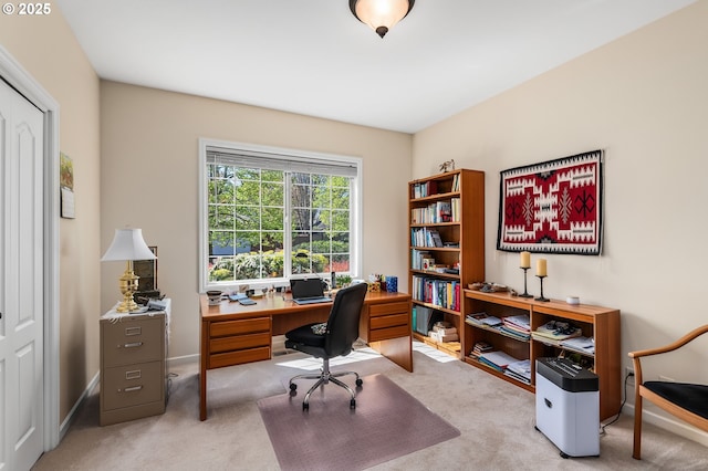 2053 Lakeview Dr, Eugene, OR 97408 - carpeted office featuring baseboards