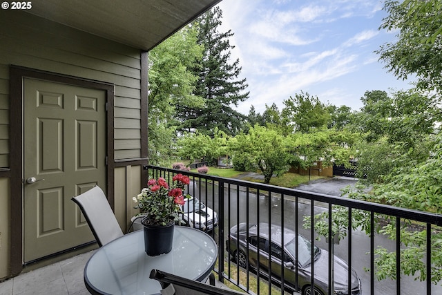 475 NE Liberty Ave, Gresham, OR 97030 - view of balcony