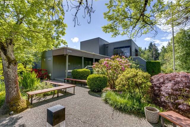1745 NW Lakeway Ln, Beaverton, OR 97006 - view of back of house