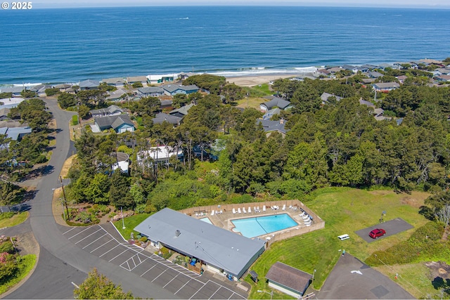 320 El Rotundo Ave, Lincoln City, OR 97367 - aerial overview of property's location featuring a nearby body of water and a pool